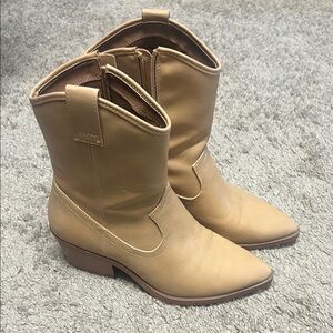 Tan western booties size 7